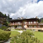 Presanella Alpine Apartment Mhd